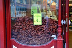 50 Oviedo, negozio di chorizos asturiani